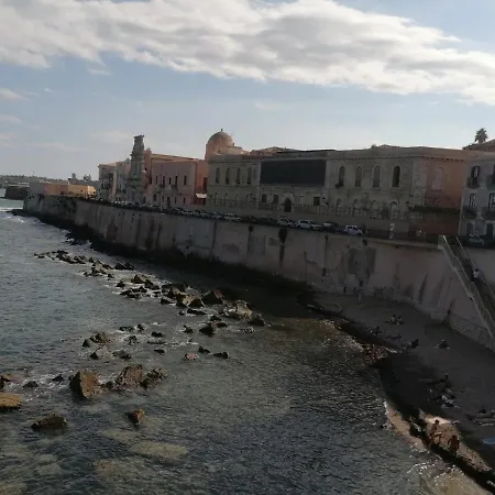 La Casetta Del Ronco1 Ortigia Casa de Férias
